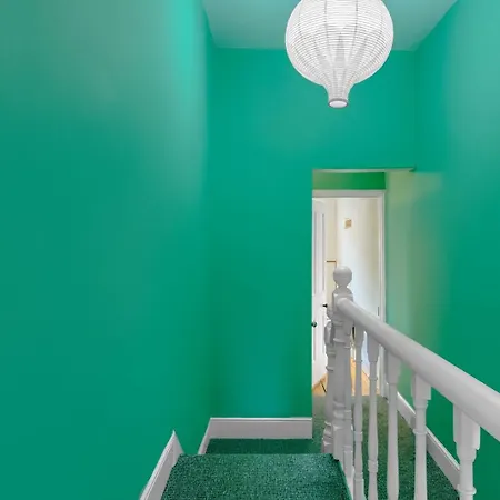 Victorian Near Gloucester Road * ブリストル
